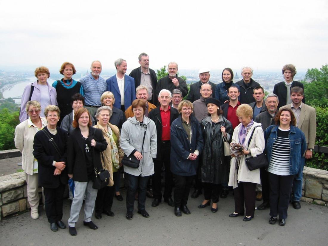 Die Reisegruppe auf dem Aussichtshügel Gellert